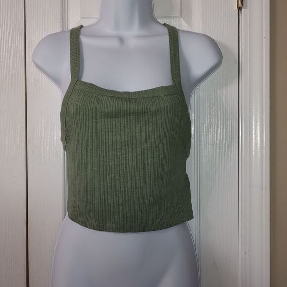 American Eagle sage green ribbed razor back crop top  Sz M - Picture 1 of 4